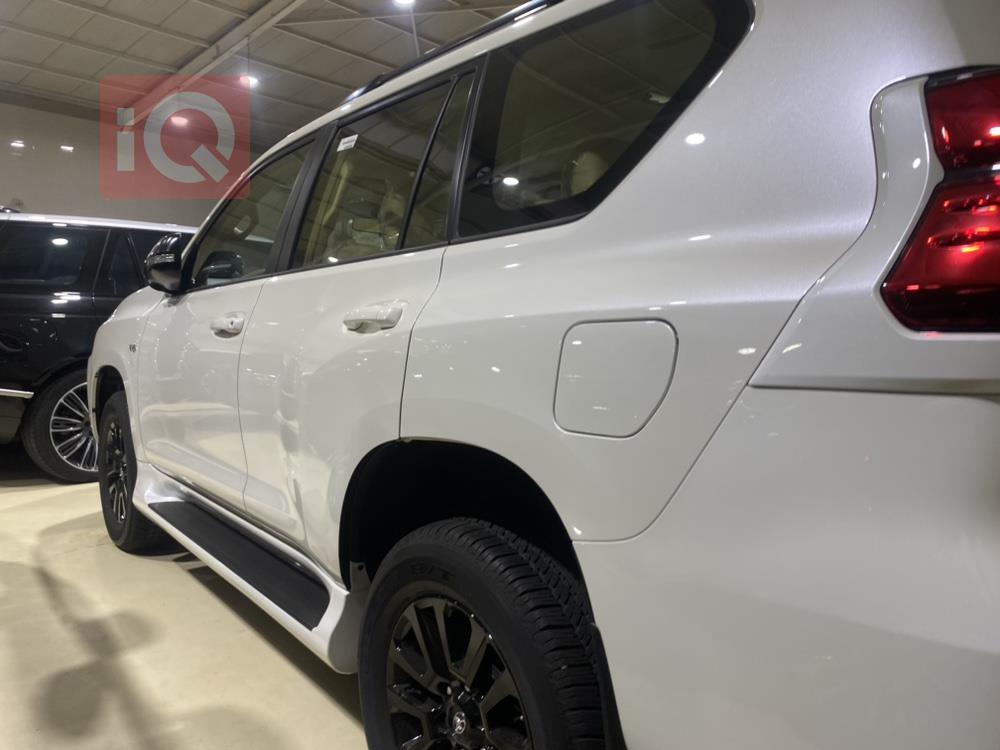 تۆیۆتا لاندكروزر پرادۆ